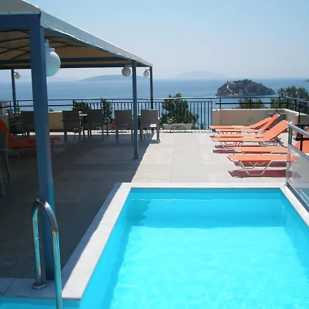 Alonia & Maisonettes Toló