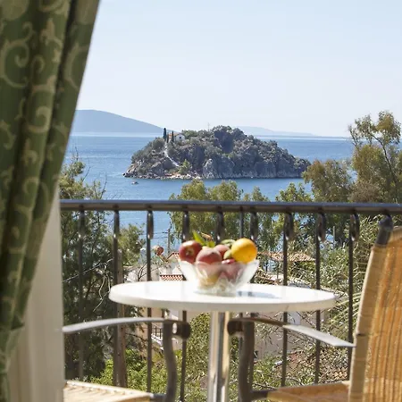 Alonia & Maisonettes Apartman Toló