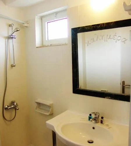 Alonia & Maisonettes Apartamento *