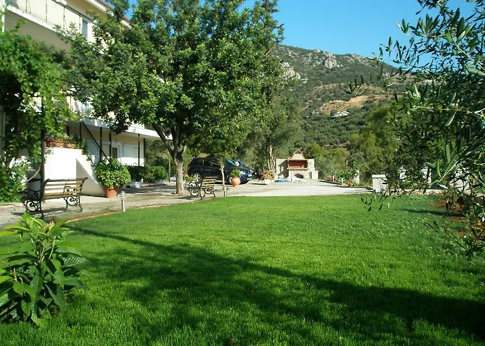 Apartamento Alonia & Maisonettes Tolón