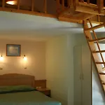 Alonia & Maisonettes Apartman *