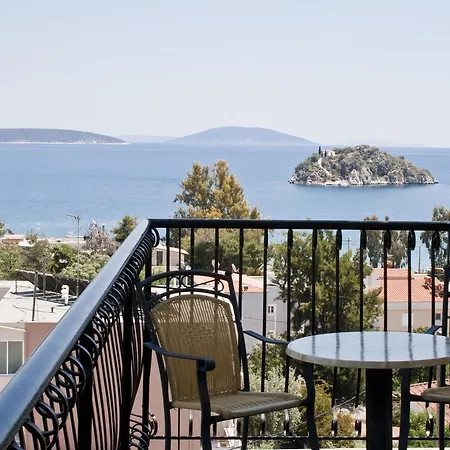 Alonia & Maisonettes 아파트