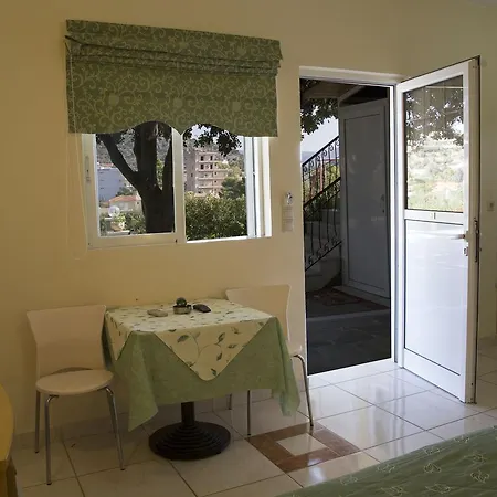 Alonia & Maisonettes