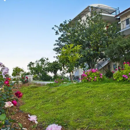 아파트 Alonia & Maisonettes Tolón