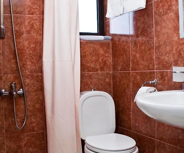 Apartman Alonia & Maisonettes