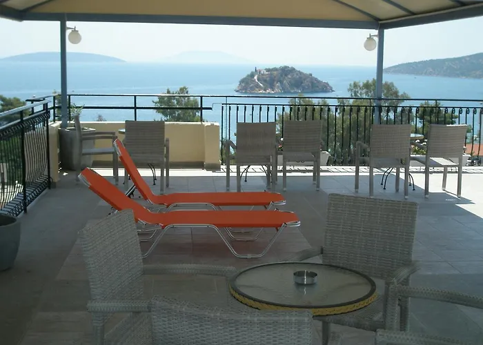 Alonia & Maisonettes