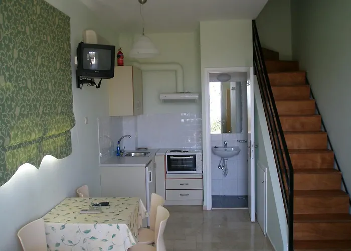 Alonia & Maisonettes טולון