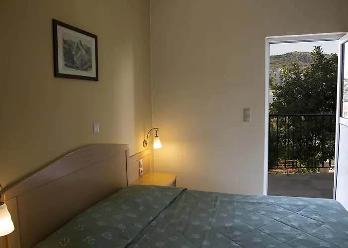 Alonia & Maisonettes